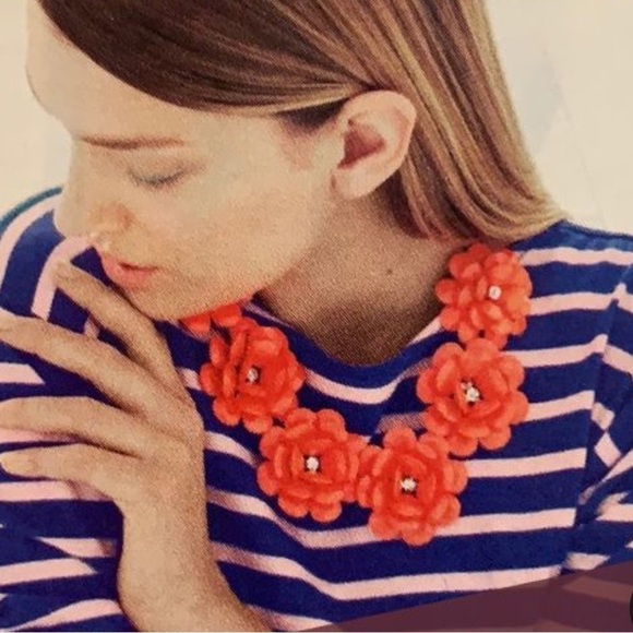 J.Crew large wooden carved floret necklace in sunset orange and gold - Picture 2 of 12